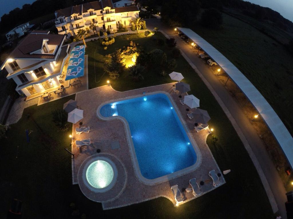 Hotel Comfort Ulcinj Eksteriør bilde