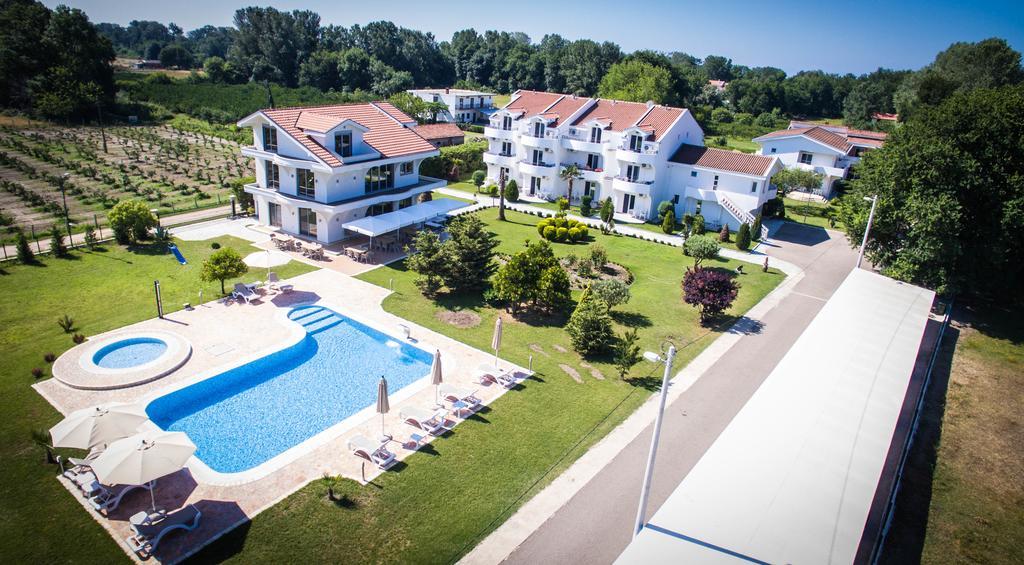 Hotel Comfort Ulcinj Eksteriør bilde